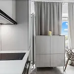 Sia In Odyssey Pool & Apartmán *
