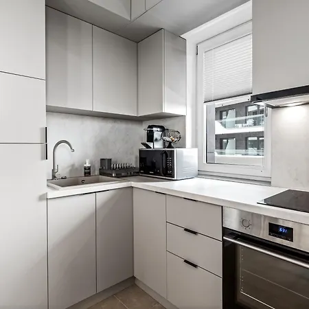 Sia In Odyssey Pool & Apartament Năvodari