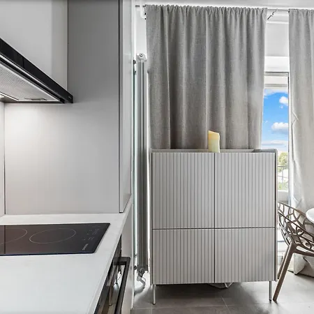 Sia In Odyssey Pool & Apartament *