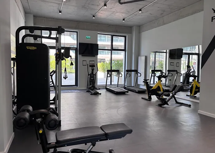 Sia In Odyssey Indoor Pool&spa * Năvodari